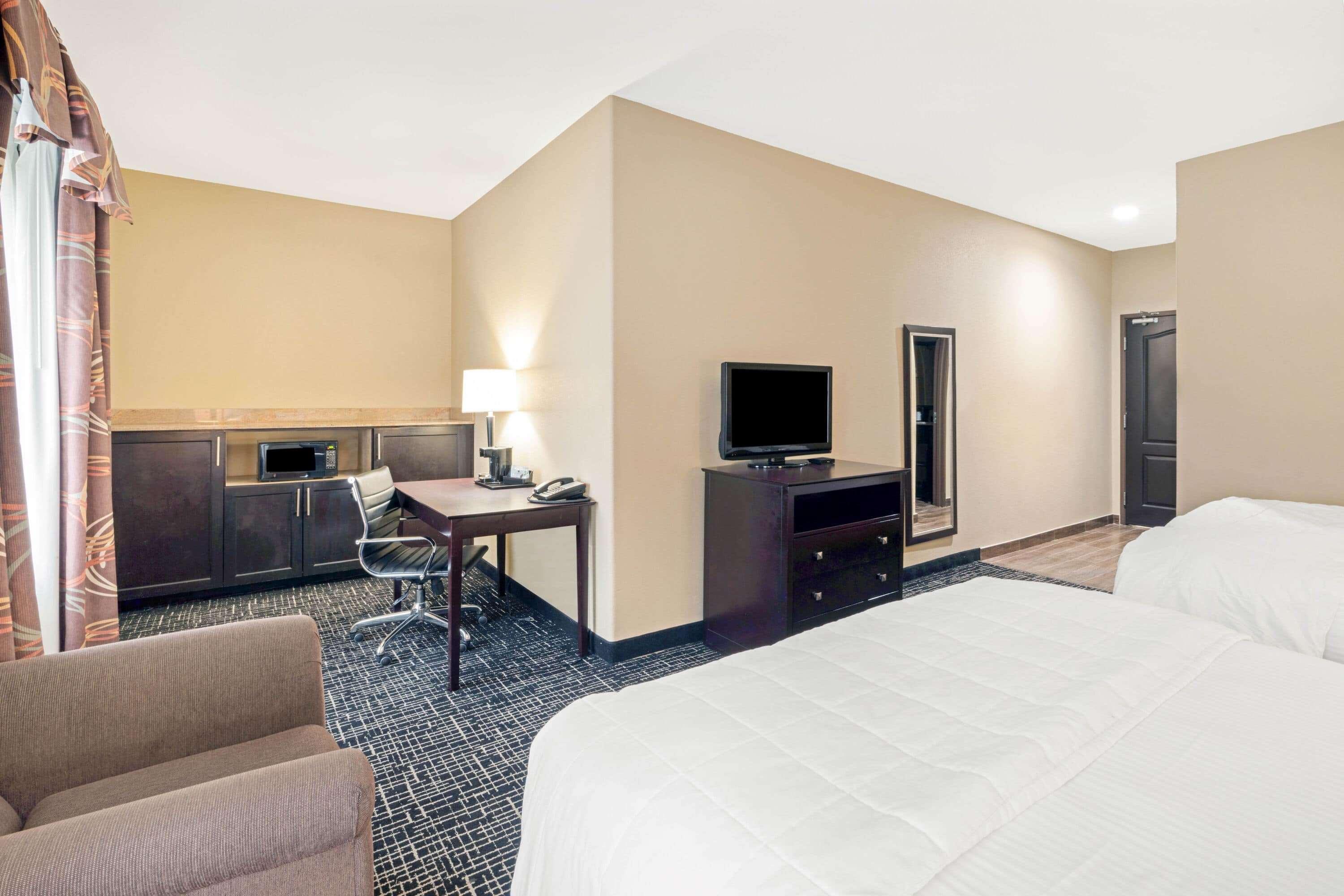 La Quinta By Wyndham Mcalester Bagian luar foto