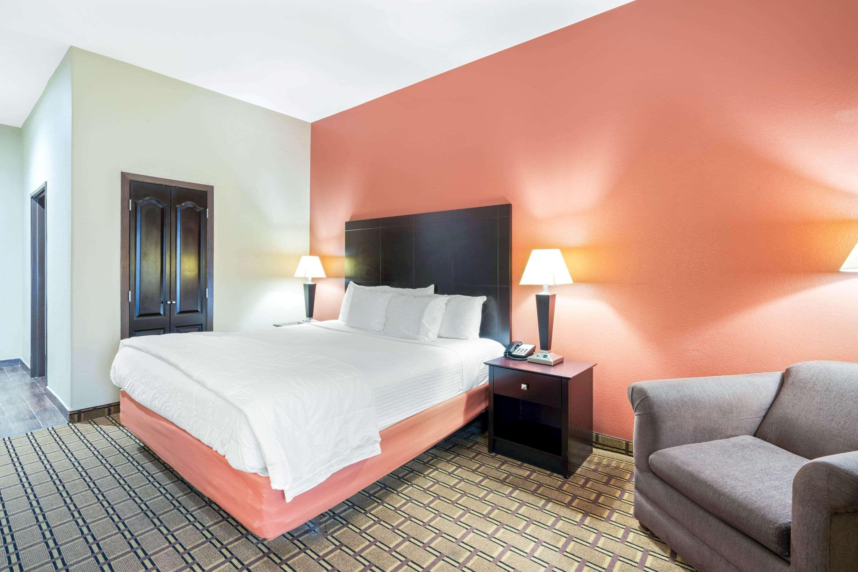 La Quinta By Wyndham Mcalester Bagian luar foto