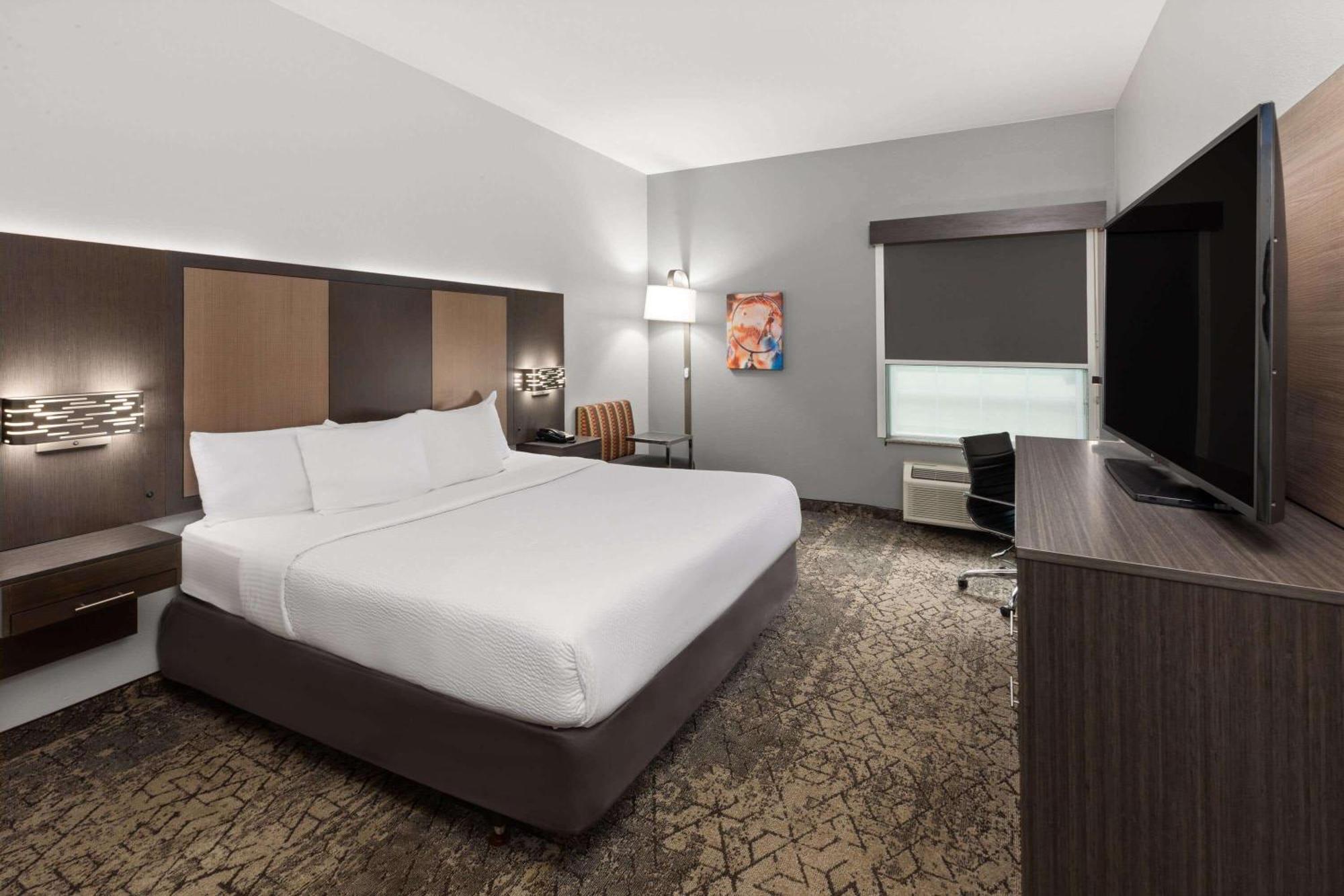 La Quinta By Wyndham Mcalester Bagian luar foto