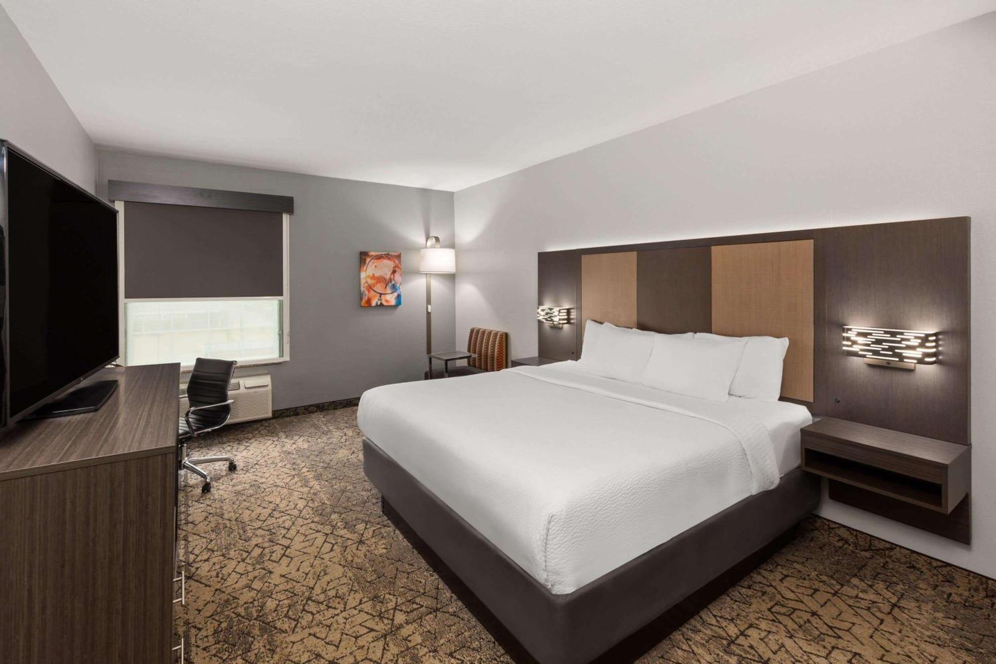 La Quinta By Wyndham Mcalester Bagian luar foto